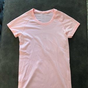 Lululemon short sleeve